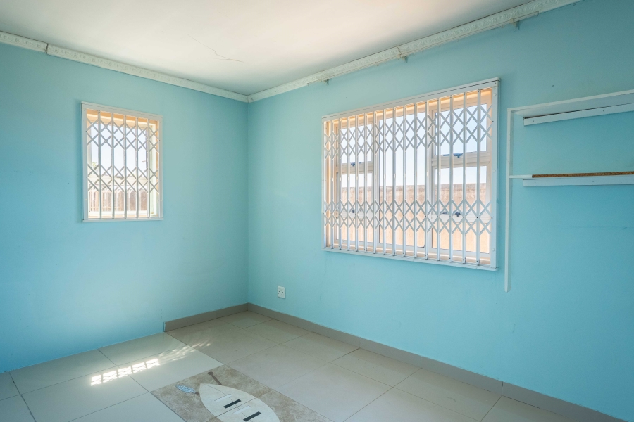 5 Bedroom Property for Sale in Umgababa South KwaZulu-Natal