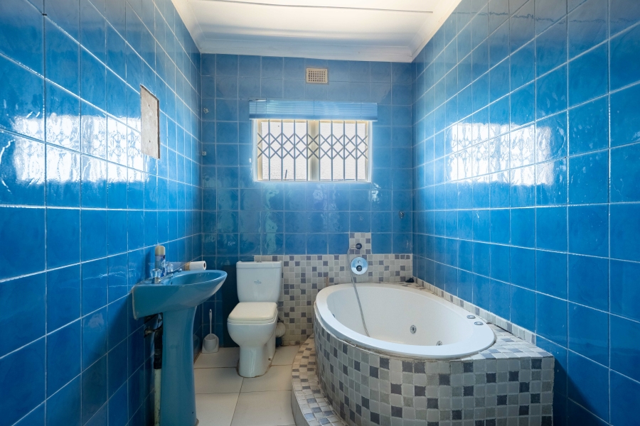 5 Bedroom Property for Sale in Umgababa South KwaZulu-Natal