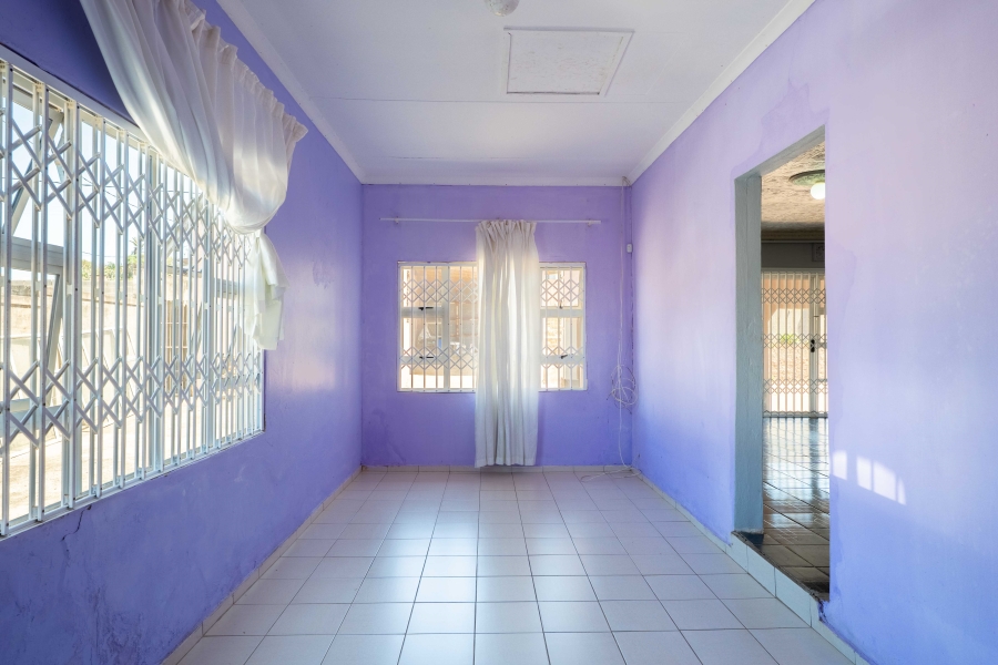 5 Bedroom Property for Sale in Umgababa South KwaZulu-Natal