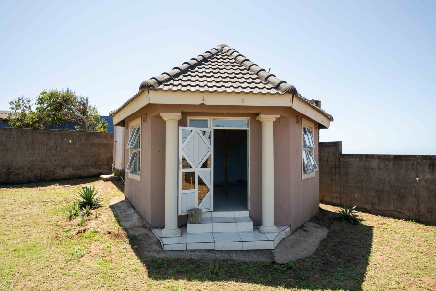 5 Bedroom Property for Sale in Umgababa South KwaZulu-Natal