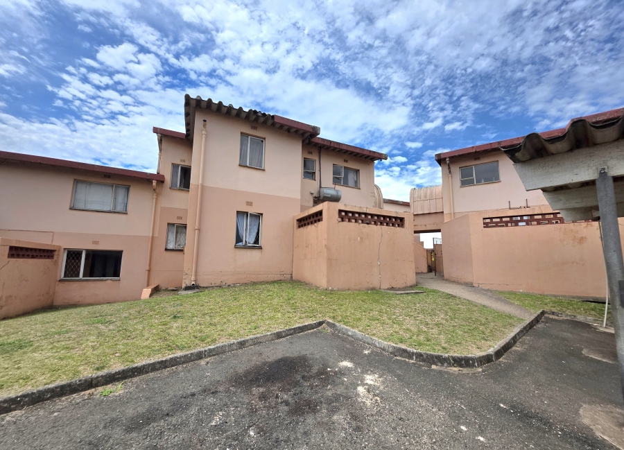 3 Bedroom Property for Sale in Brackenham KwaZulu-Natal