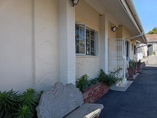 To Let 2 Bedroom Property for Rent in Bluff KwaZulu-Natal