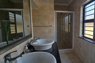 3 Bedroom Property for Sale in Uvongo Beach KwaZulu-Natal