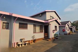 3 Bedroom Property for Sale in Uvongo Beach KwaZulu-Natal