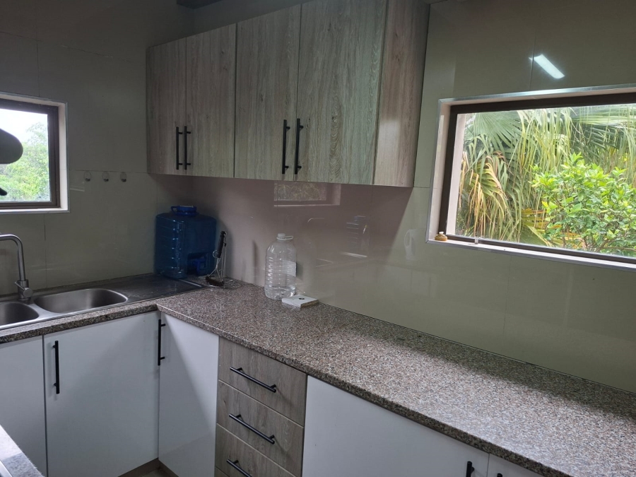 4 Bedroom Property for Sale in Glenmore KwaZulu-Natal