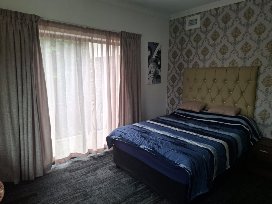 4 Bedroom Property for Sale in Glenmore KwaZulu-Natal