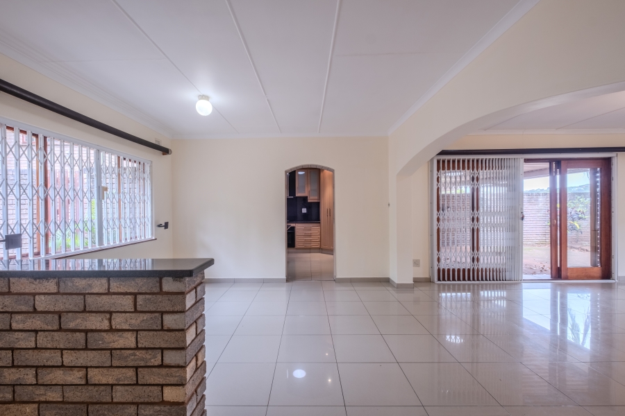 2 Bedroom Property for Sale in Umhlanga KwaZulu-Natal