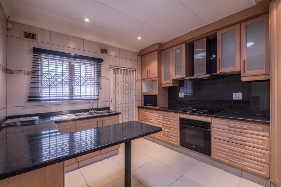 2 Bedroom Property for Sale in Umhlanga KwaZulu-Natal