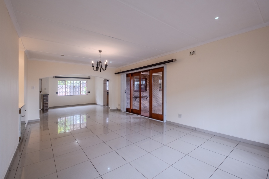 2 Bedroom Property for Sale in Umhlanga KwaZulu-Natal