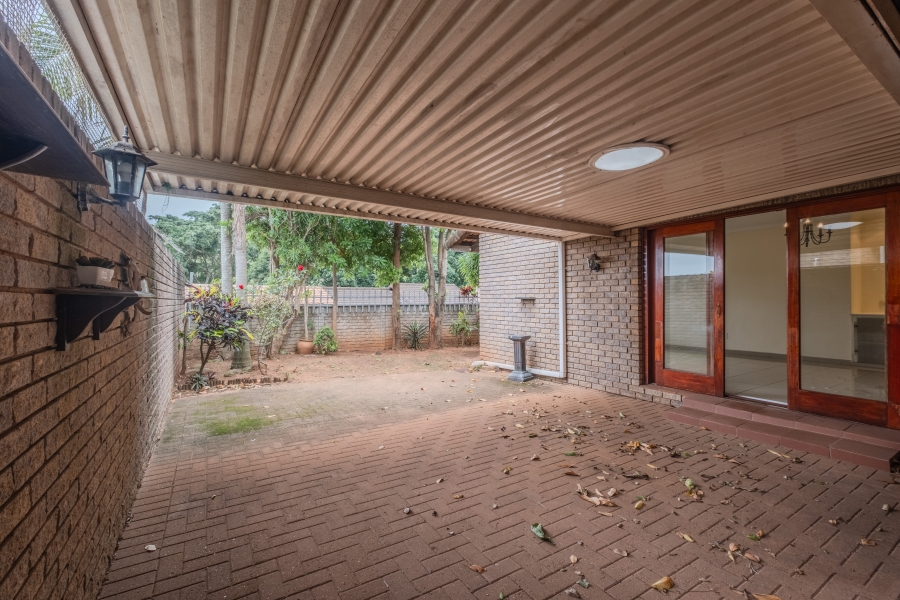 2 Bedroom Property for Sale in Umhlanga KwaZulu-Natal