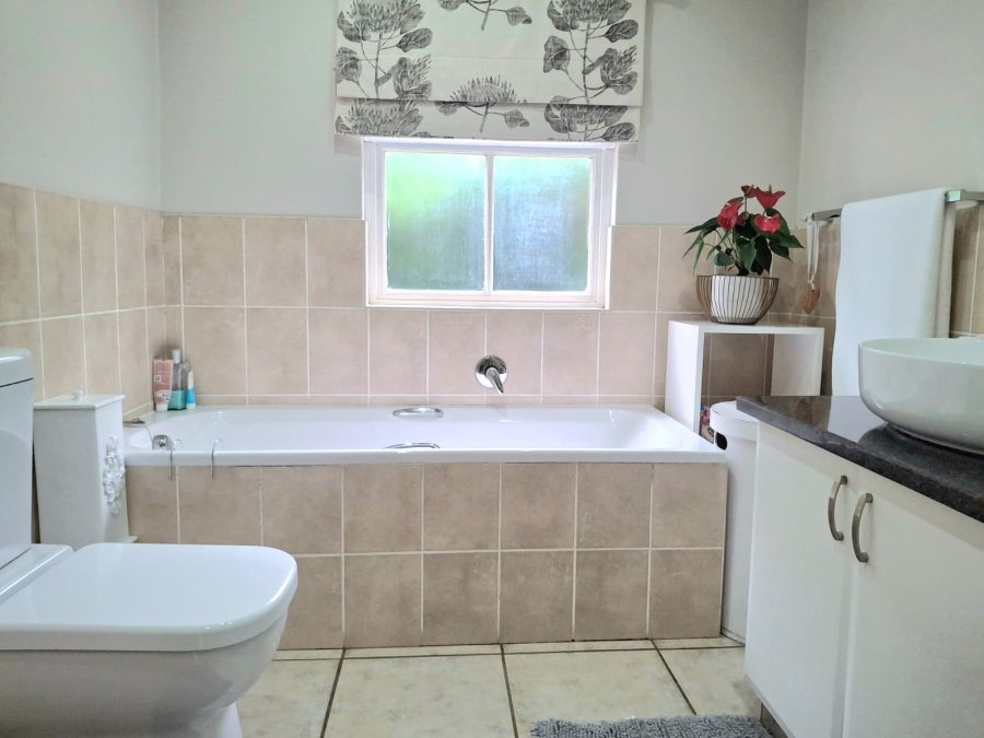 To Let 2 Bedroom Property for Rent in Shortens Country Estate KwaZulu-Natal