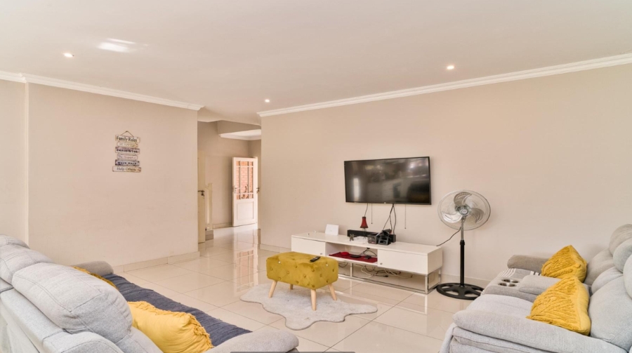 3 Bedroom Property for Sale in Edgemount Estate KwaZulu-Natal