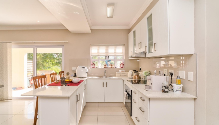 3 Bedroom Property for Sale in Edgemount Estate KwaZulu-Natal