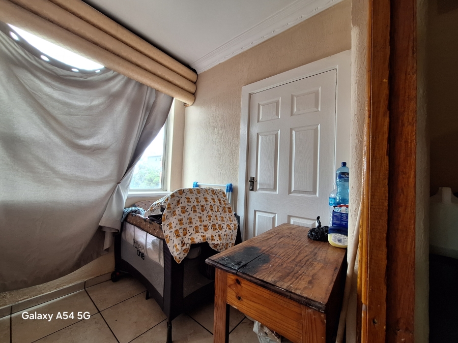 1 Bedroom Property for Sale in Glenwood KwaZulu-Natal