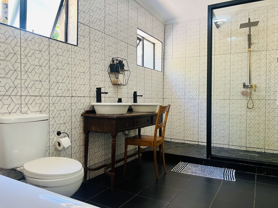 6 Bedroom Property for Sale in Winterskloof KwaZulu-Natal