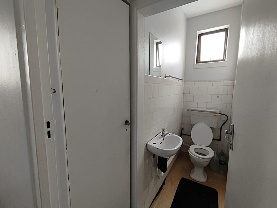 To Let commercial Property for Rent in Ocean View KwaZulu-Natal