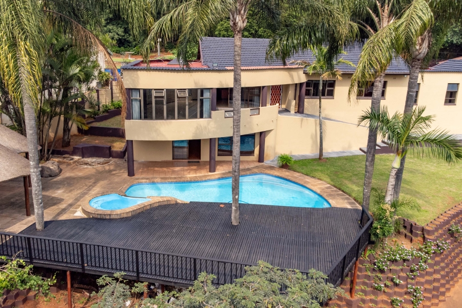 5 Bedroom Property for Sale in Amanzimtoti KwaZulu-Natal