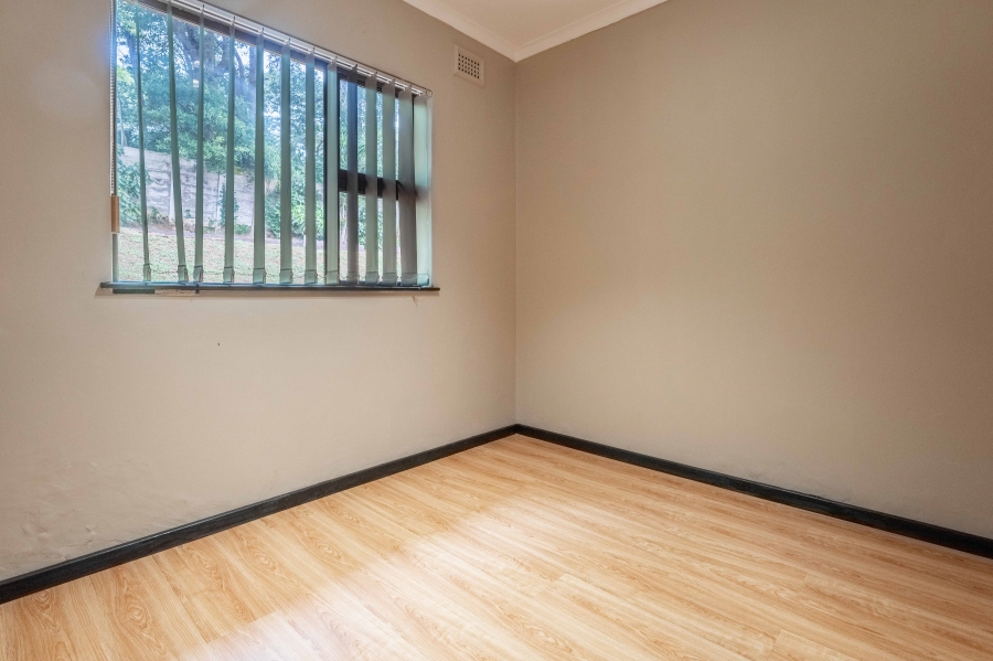 5 Bedroom Property for Sale in Amanzimtoti KwaZulu-Natal