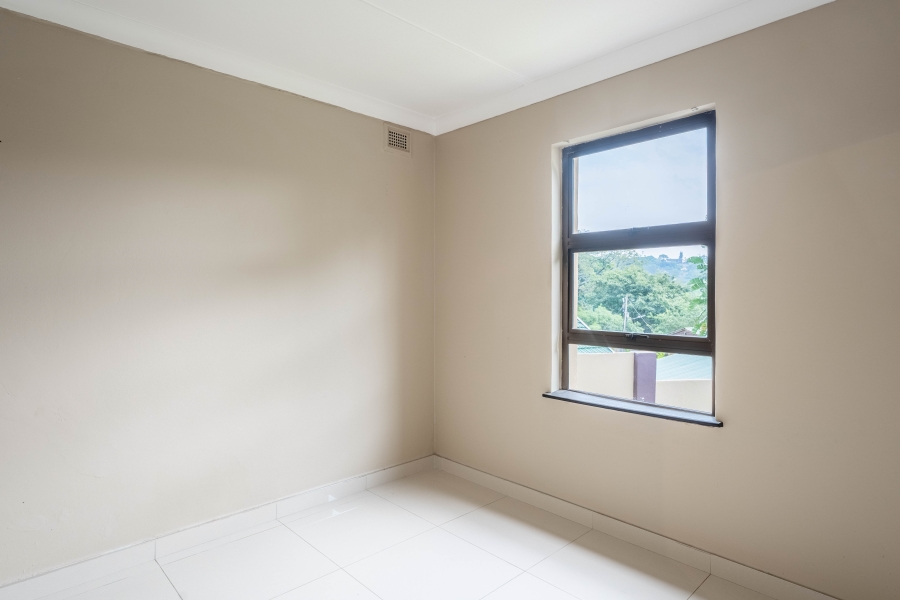 5 Bedroom Property for Sale in Amanzimtoti KwaZulu-Natal