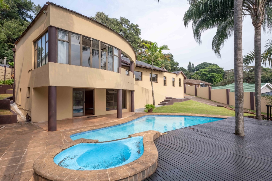 5 Bedroom Property for Sale in Amanzimtoti KwaZulu-Natal
