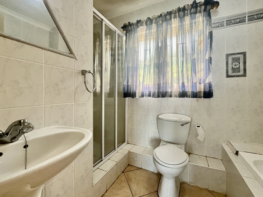 To Let 3 Bedroom Property for Rent in Ballito Central KwaZulu-Natal