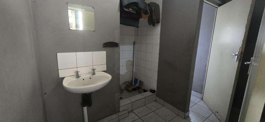 To Let commercial Property for Rent in Waterfall KwaZulu-Natal