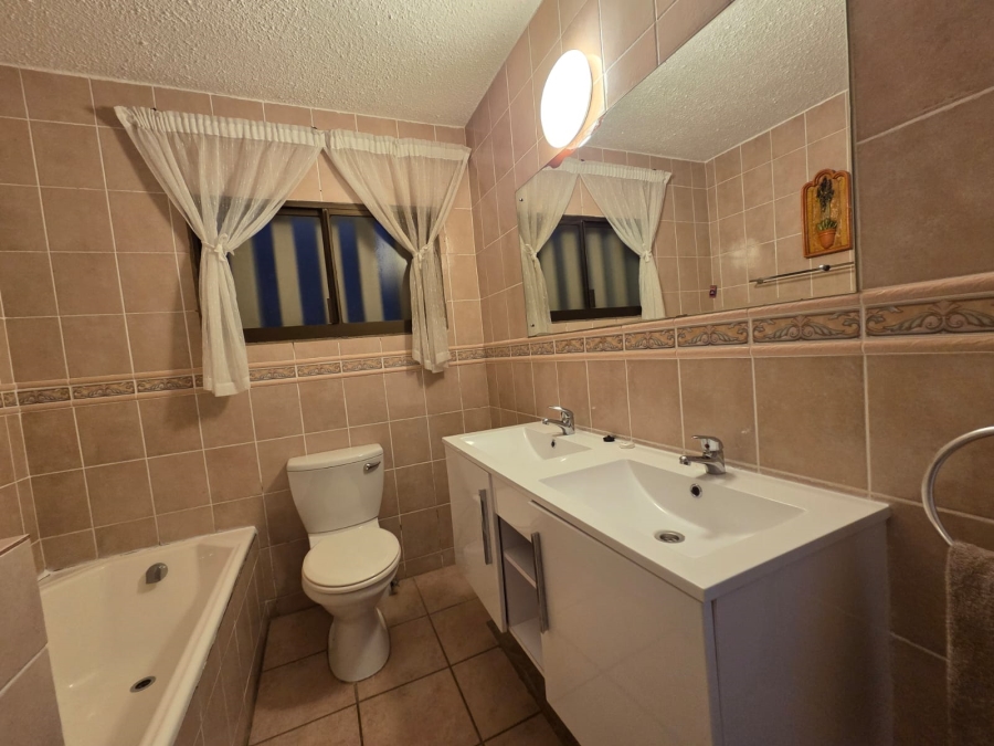 3 Bedroom Property for Sale in Ballito Central KwaZulu-Natal