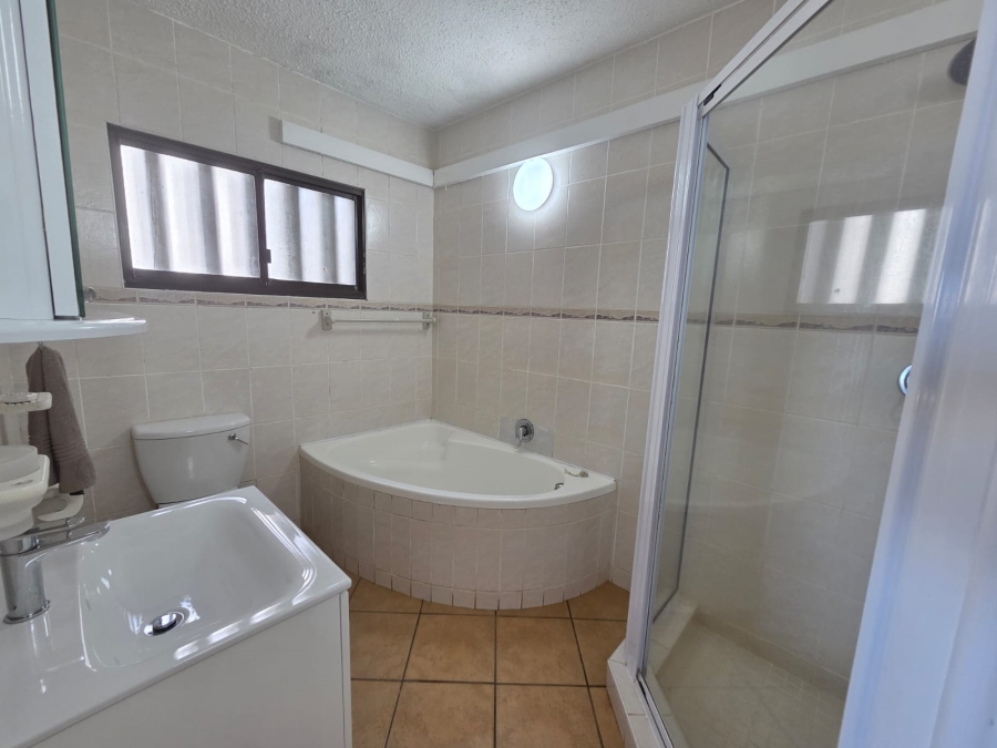 3 Bedroom Property for Sale in Ballito Central KwaZulu-Natal