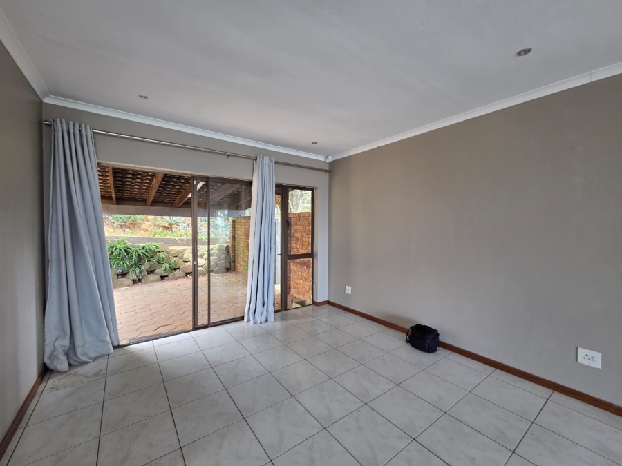 3 Bedroom Property for Sale in Ballitoville KwaZulu-Natal
