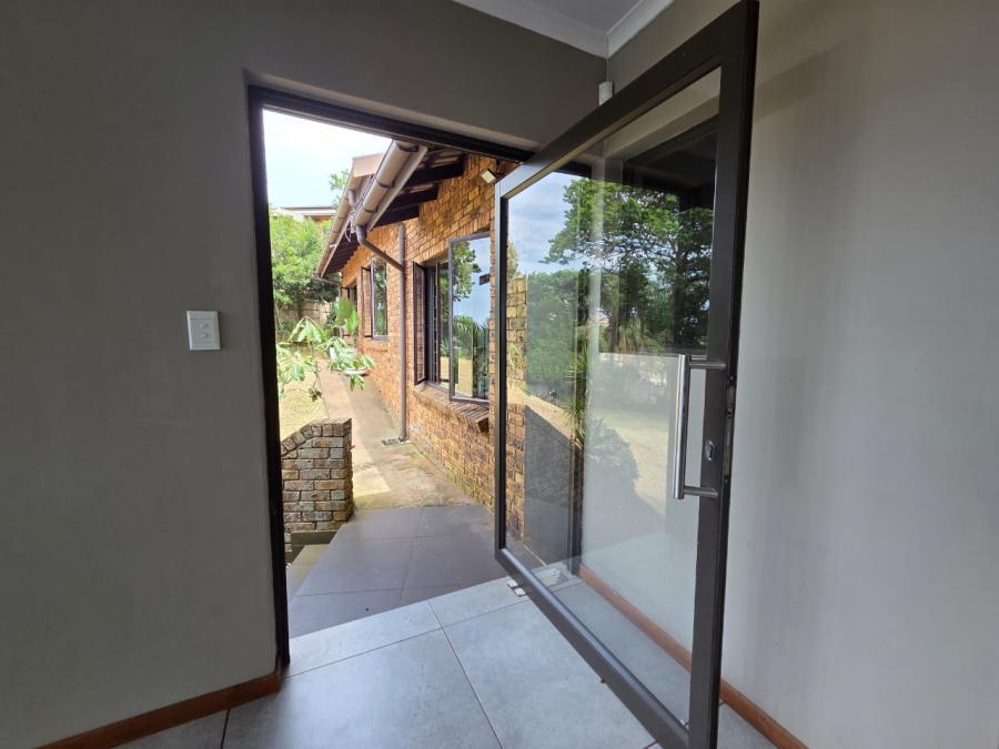 3 Bedroom Property for Sale in Ballitoville KwaZulu-Natal