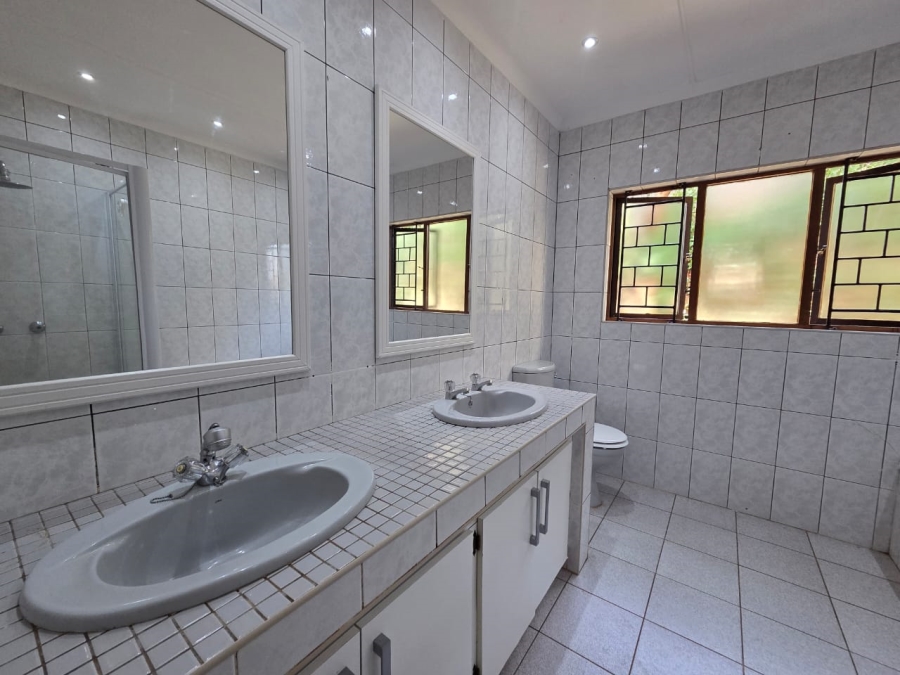 3 Bedroom Property for Sale in Ballitoville KwaZulu-Natal