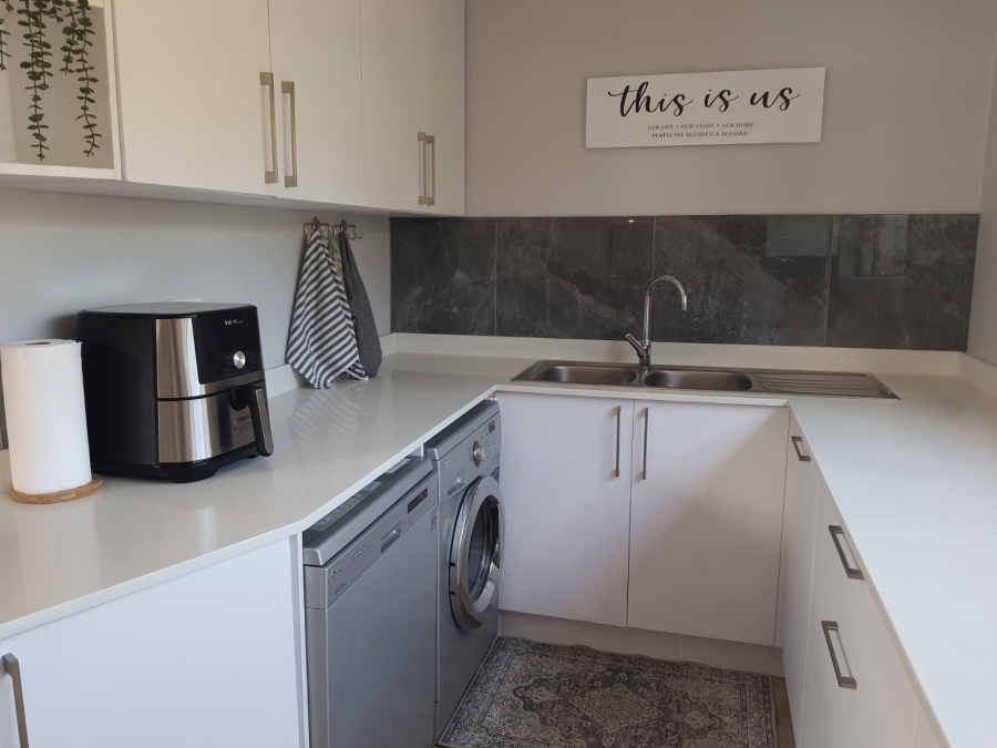 3 Bedroom Property for Sale in Palm Lakes Estate KwaZulu-Natal