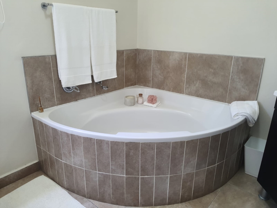 3 Bedroom Property for Sale in Palm Lakes Estate KwaZulu-Natal