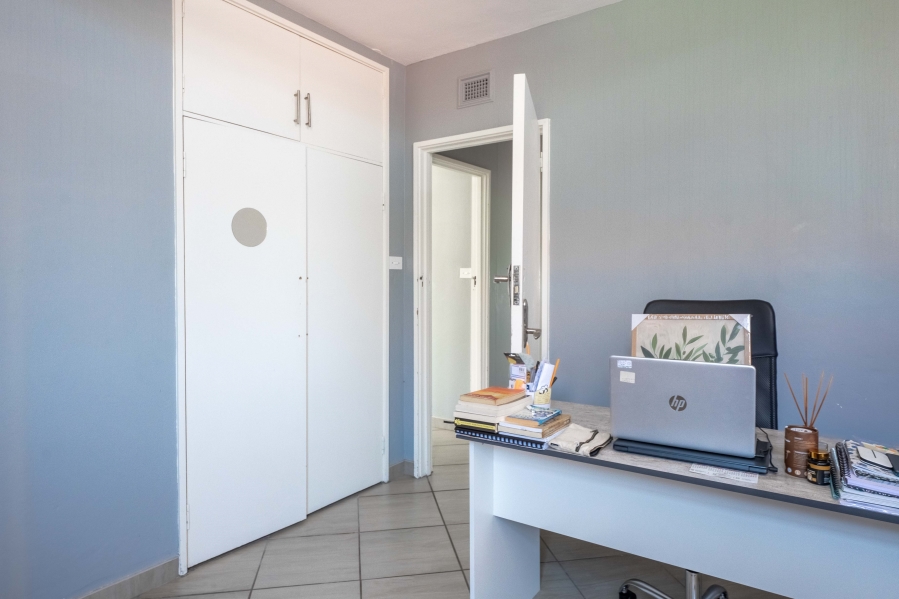 2 Bedroom Property for Sale in Scottburgh Central KwaZulu-Natal