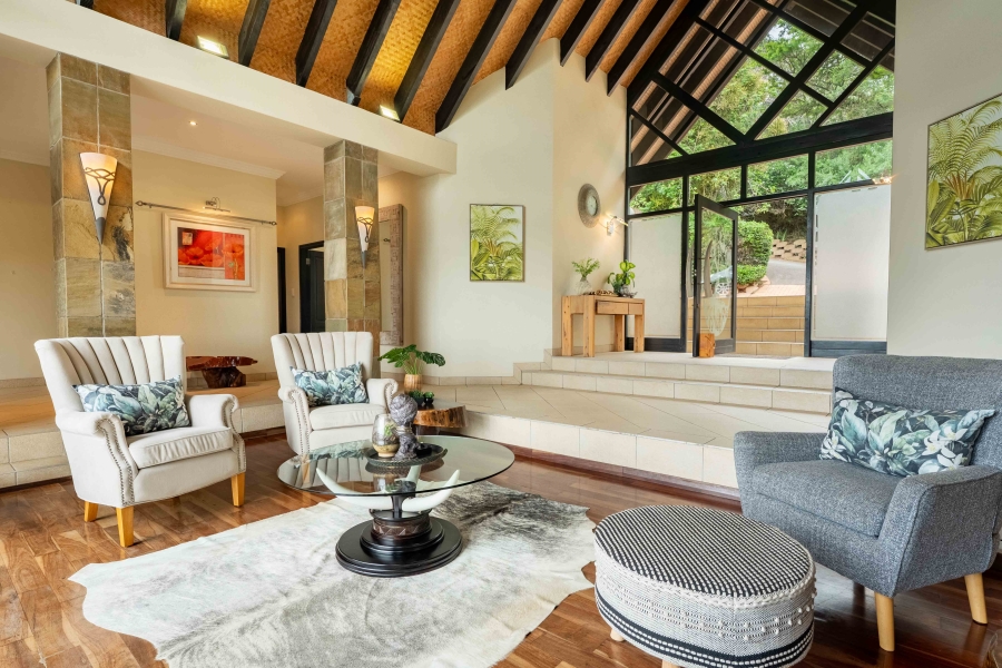 5 Bedroom Property for Sale in Kloof KwaZulu-Natal
