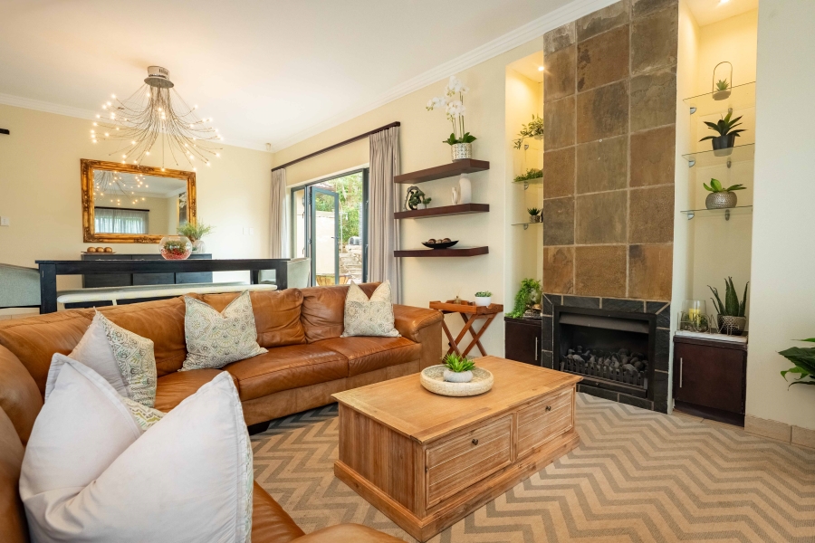 5 Bedroom Property for Sale in Kloof KwaZulu-Natal