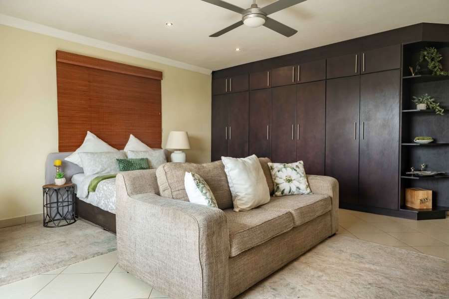 5 Bedroom Property for Sale in Kloof KwaZulu-Natal