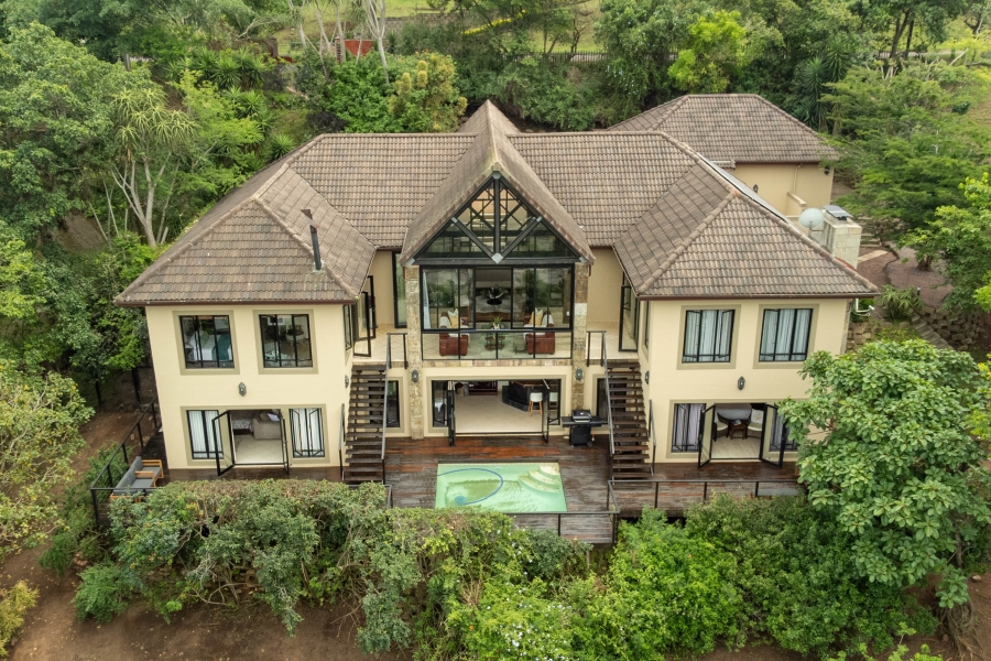 5 Bedroom Property for Sale in Kloof KwaZulu-Natal