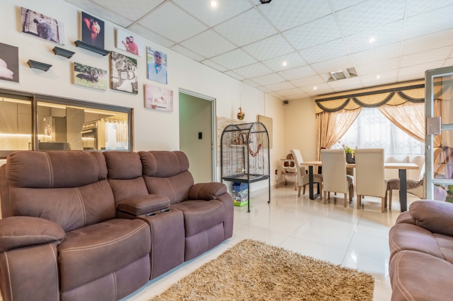 3 Bedroom Property for Sale in Shallcross KwaZulu-Natal