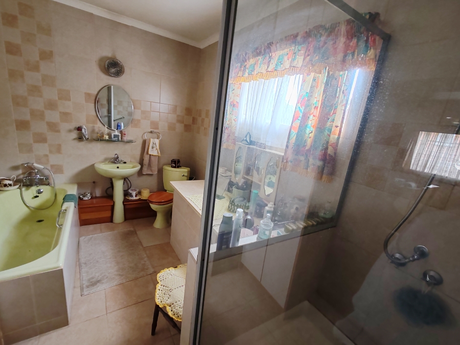 4 Bedroom Property for Sale in Prestbury KwaZulu-Natal