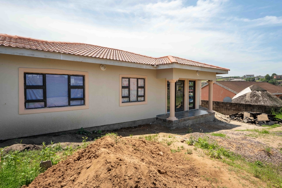 3 Bedroom Property for Sale in Lovu KwaZulu-Natal