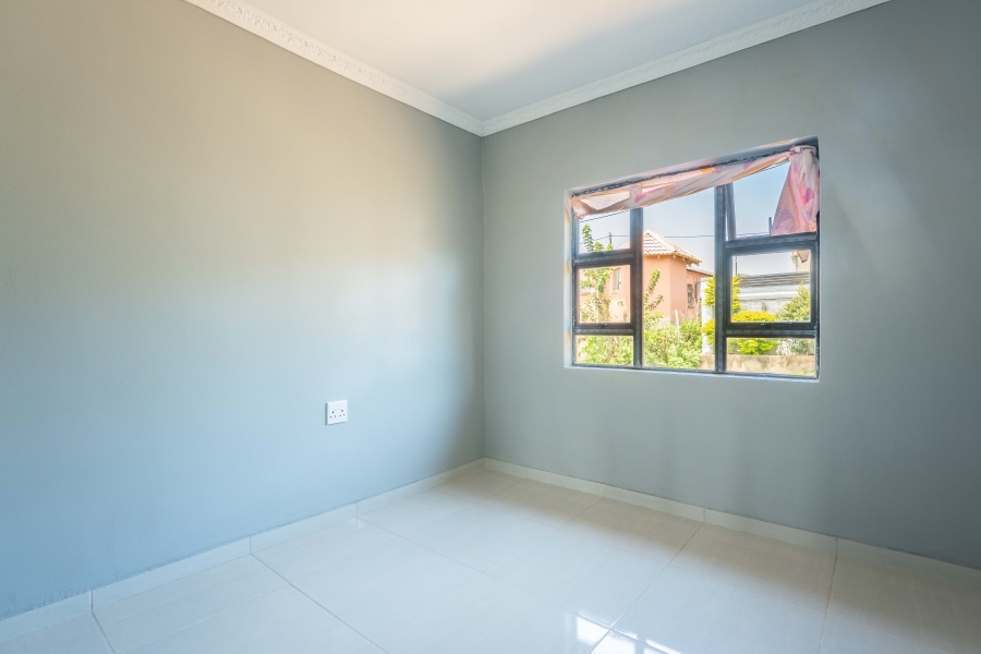 3 Bedroom Property for Sale in Lovu KwaZulu-Natal