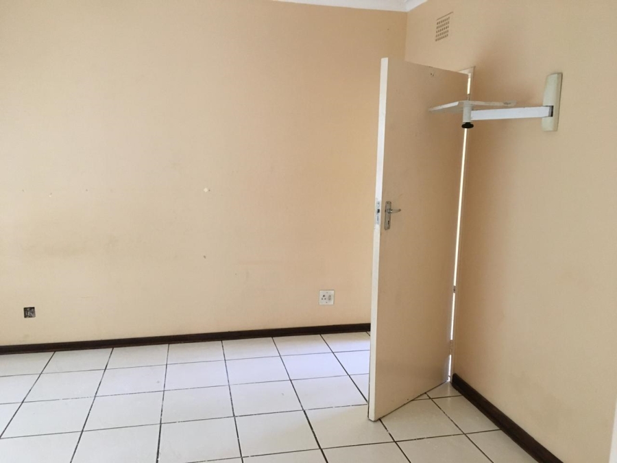 To Let 3 Bedroom Property for Rent in Panorama KwaZulu-Natal