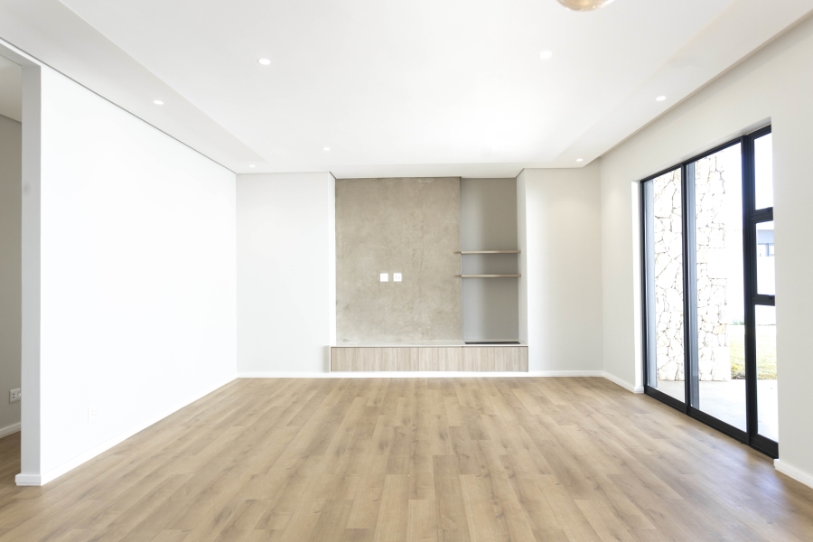 3 Bedroom Property for Sale in The Avenues KwaZulu-Natal