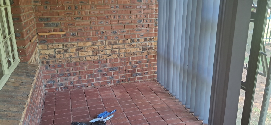 1 Bedroom Property for Sale in Newcastle KwaZulu-Natal