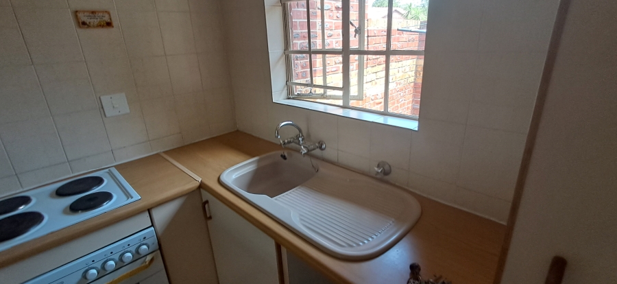 1 Bedroom Property for Sale in Newcastle KwaZulu-Natal