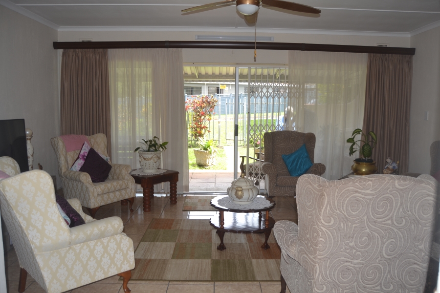 2 Bedroom Property for Sale in Scottburgh South KwaZulu-Natal