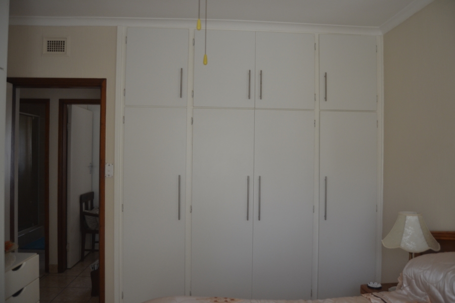 2 Bedroom Property for Sale in Scottburgh South KwaZulu-Natal