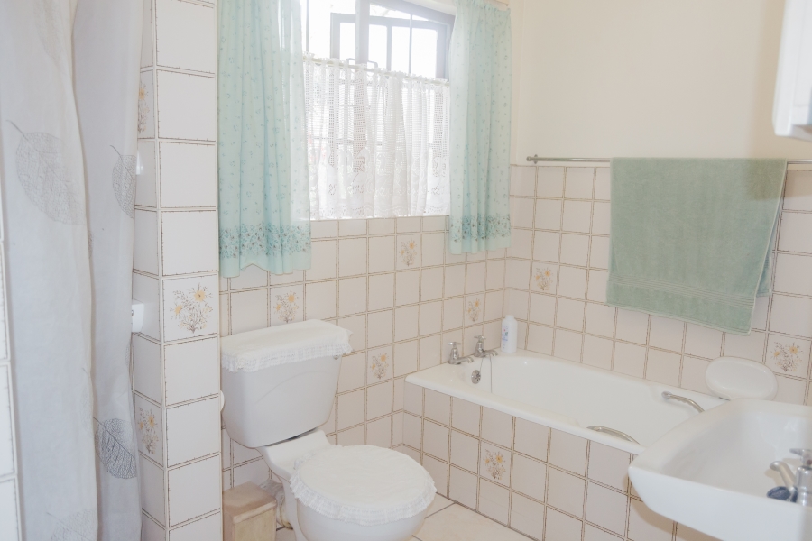 4 Bedroom Property for Sale in Scottburgh Central KwaZulu-Natal