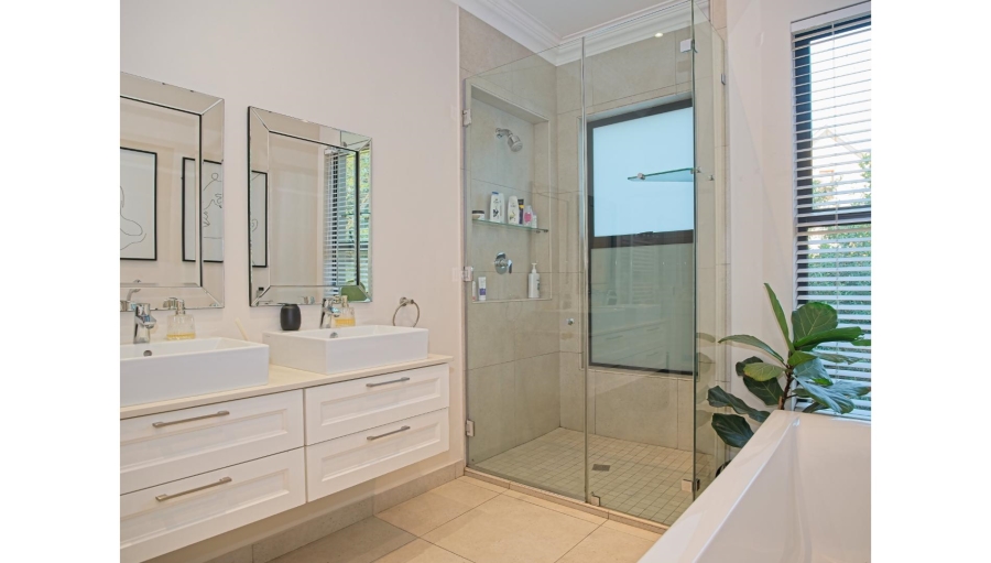 5 Bedroom Property for Sale in The Gates KwaZulu-Natal